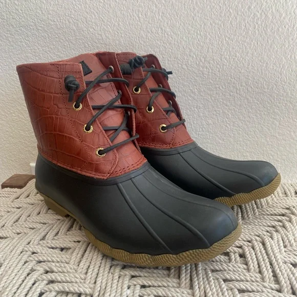 Sperry waterproof saltwater croc emboss red boots duck shoes water snow womans - Picture 9 of 14